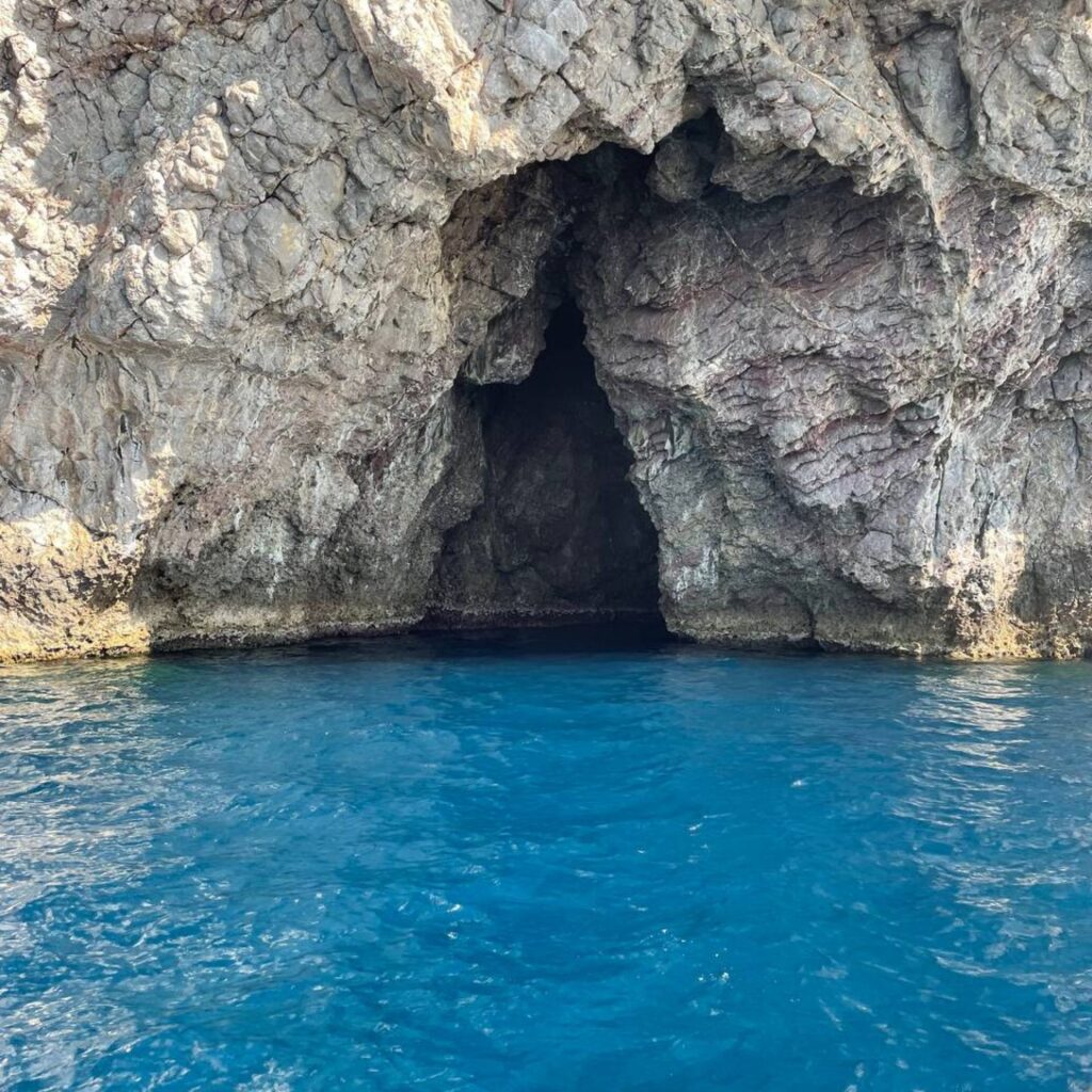 photo1712655713-qmgpa7i8fxdz5tz9jno71oxiq00gjsfrmoxczqygw0