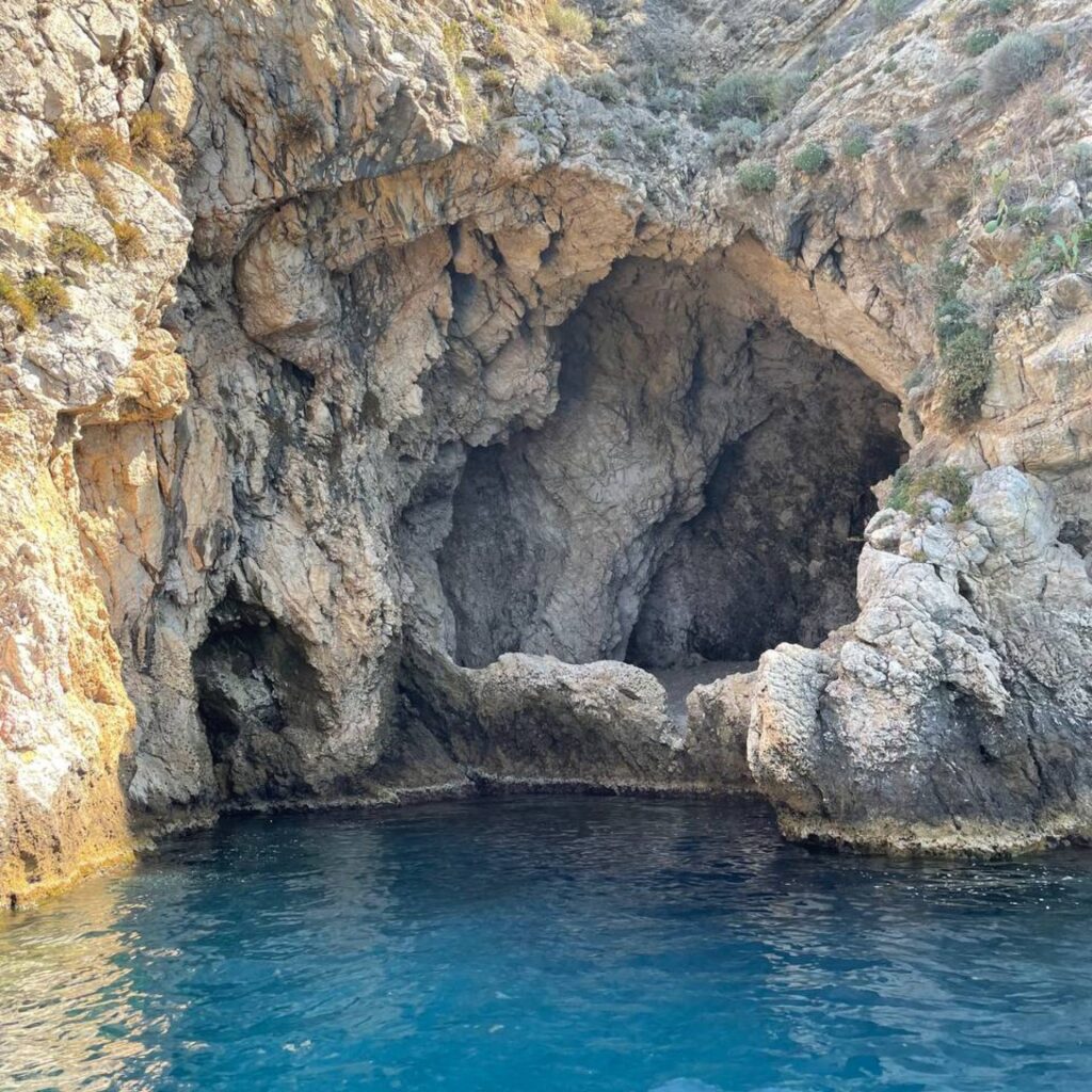 photo1712655875-qmgpftlj9b2mhztprl0zfrxmfucdipq22h6r68mtq8